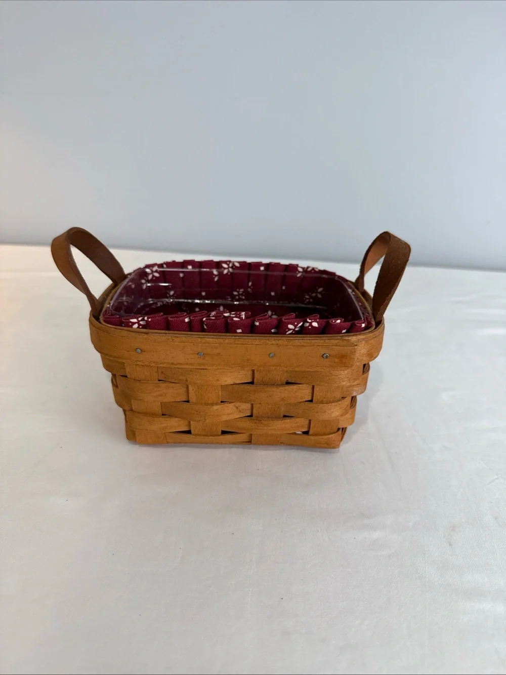 Longaberger Baskets 1994 Tea Basket with Cranberry Color Fabric & Plastic Liner